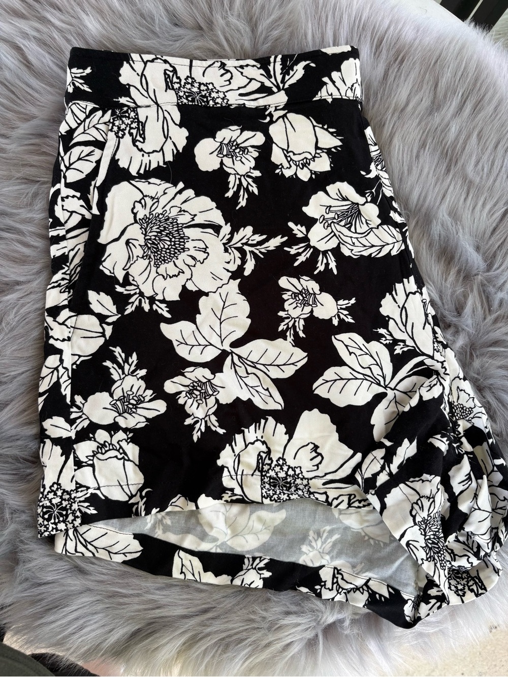 Black & White Floral Casual Shorts